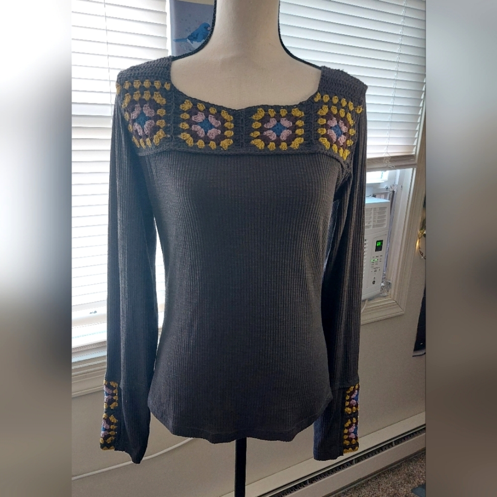 Crochet-Trim Black Long-Sleeve Women's Top